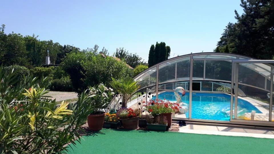 Fueloep Kishaz Villa Balatonszepezd Buitenkant foto